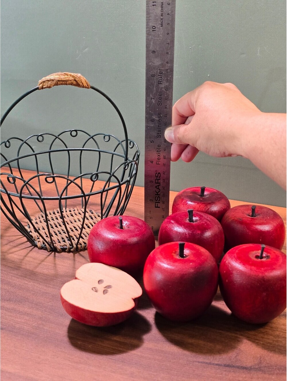 Vintage Faux Wooden Apples Set of 6 Wire Metal Gathering Egg Basket - Picture 5 of 5